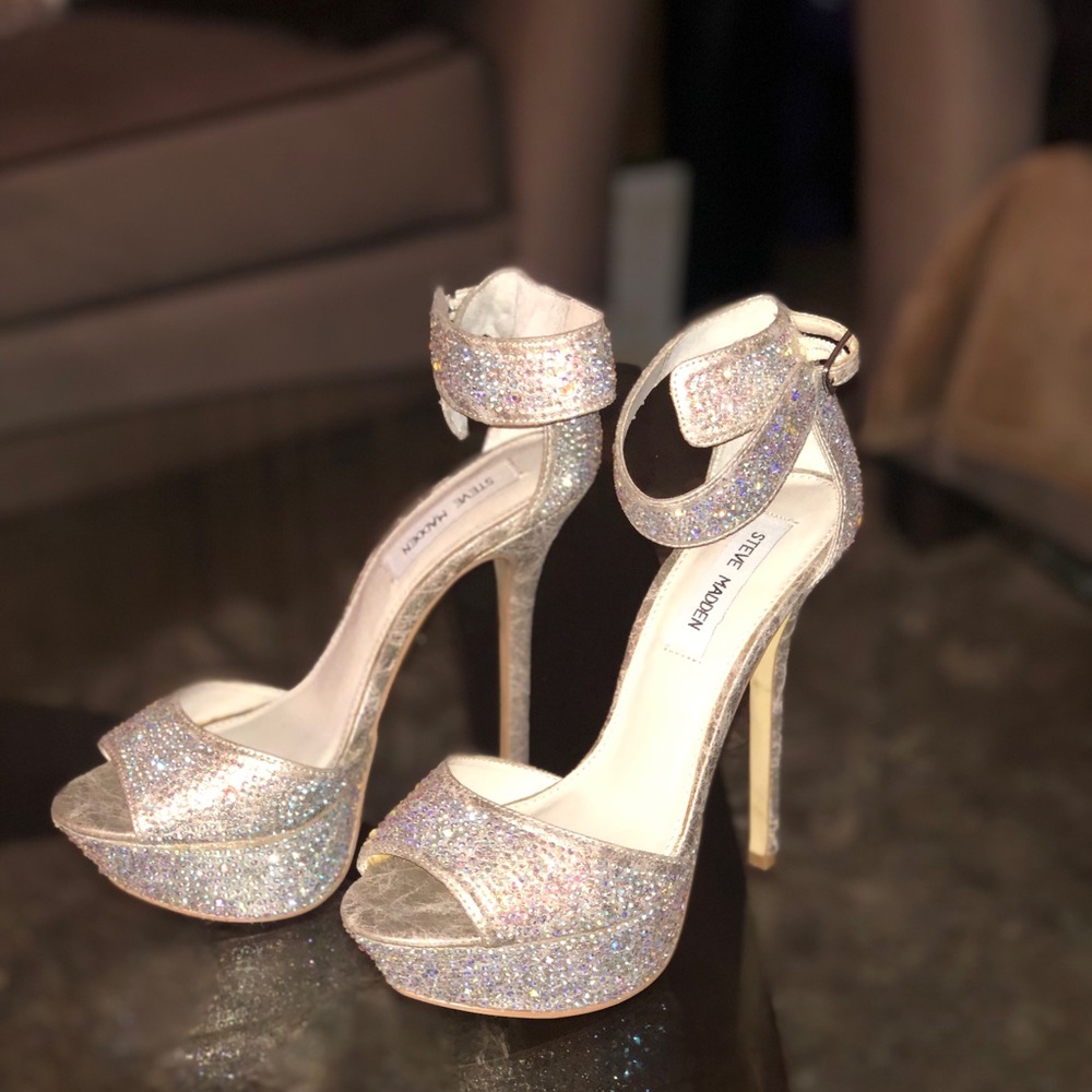 Steve Madden Platform Glitter Sandals